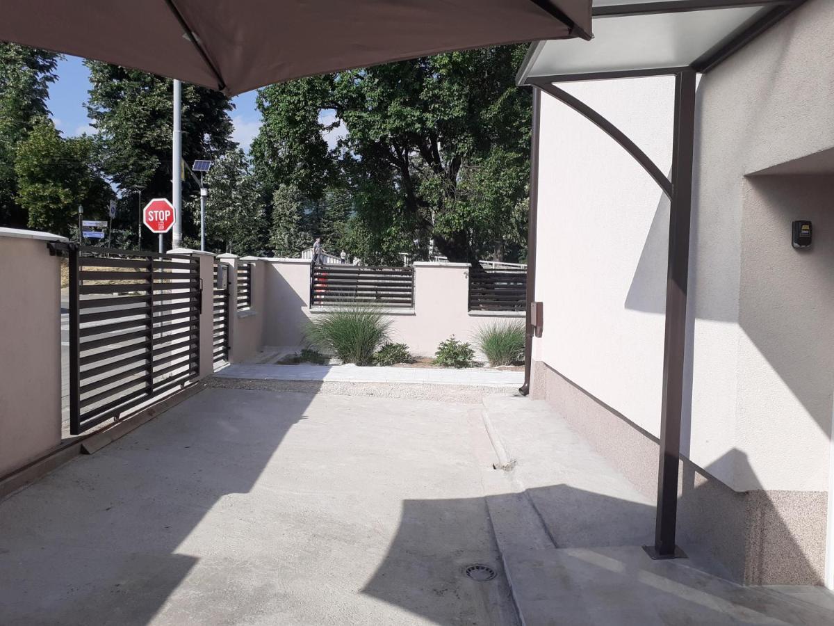 Apartman Nena Pirot Exterior photo