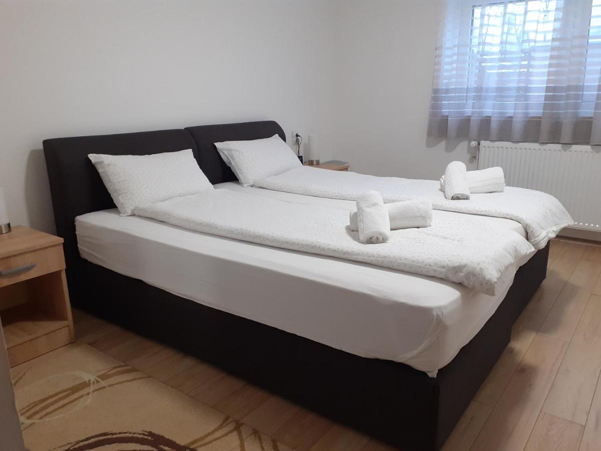 Apartman Nena Pirot Exterior photo