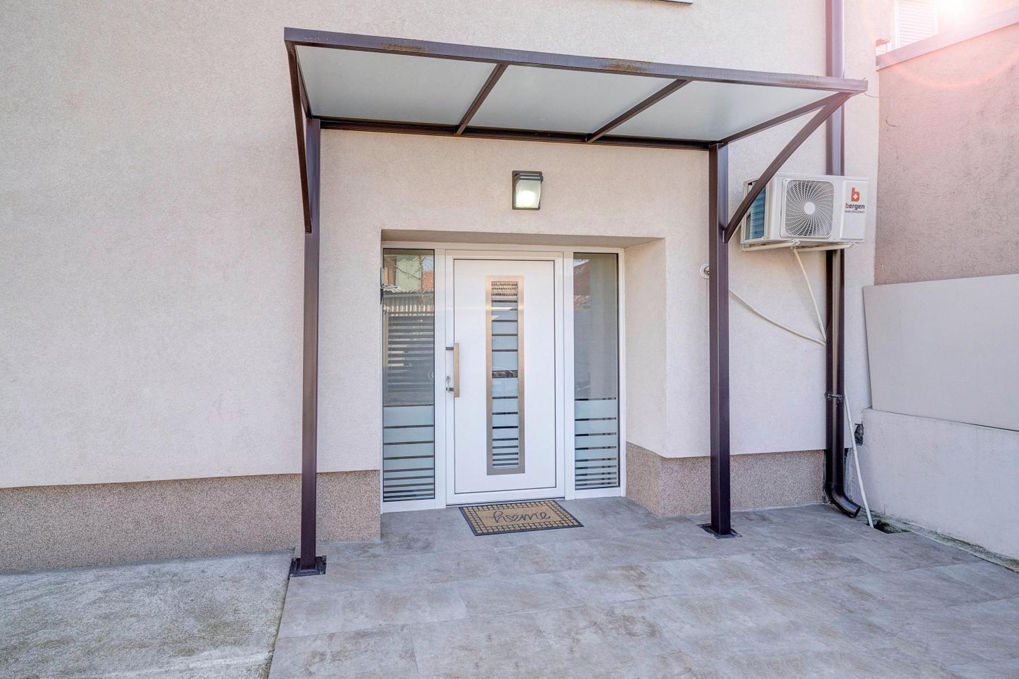 Apartman Nena Pirot Exterior photo